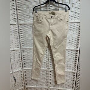 Juniors hybrid stretch cream denim pants never‎ worn size 13